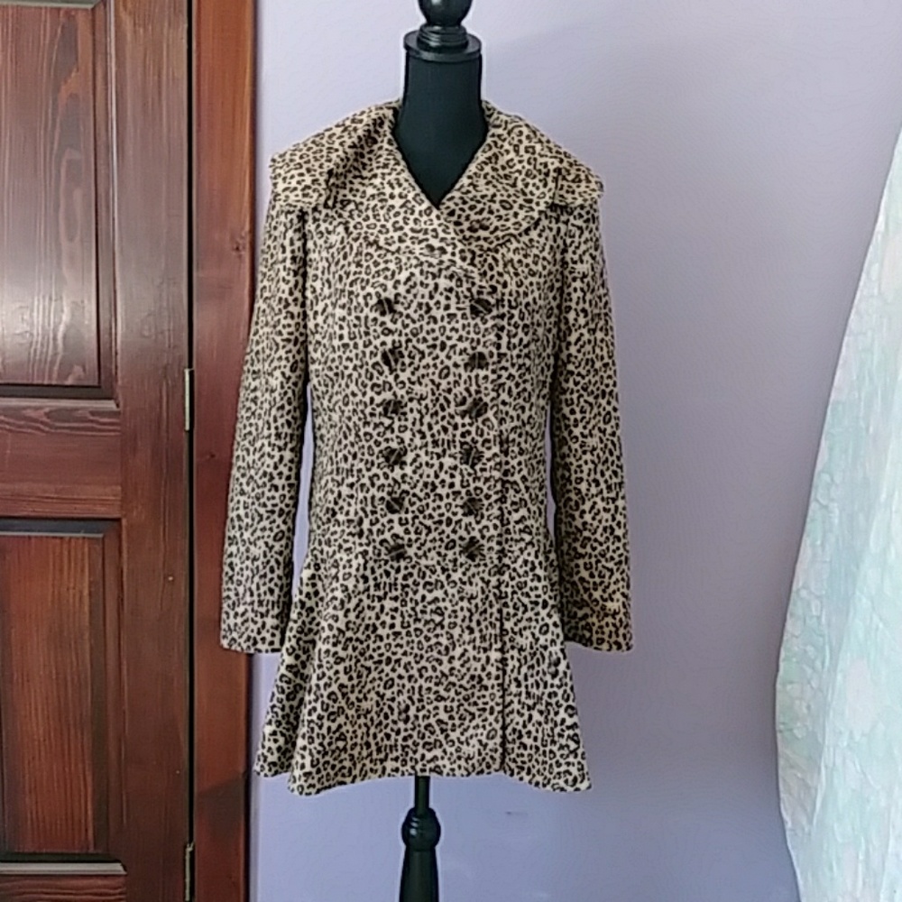 Due+2 Cheetah Print Coat